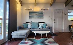The Lilly Pad Loft - A Lovers Nest
